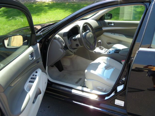 2012 Infiniti G37x CLK 5