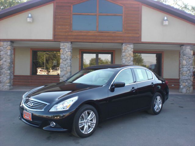 2013 Infiniti G37x CREW CAB RTL W/leather