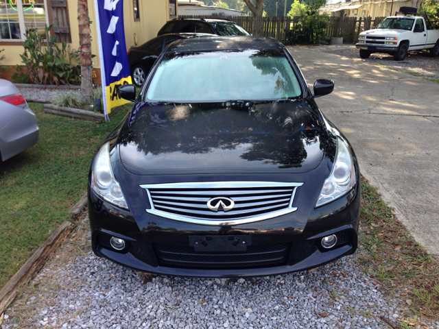 2010 Infiniti G Sedan S Cabriolet 2D