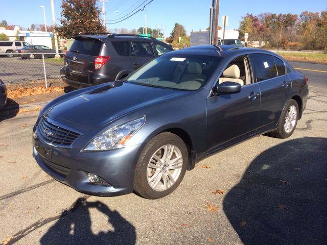 2010 Infiniti G Sedan S Cabriolet 2D