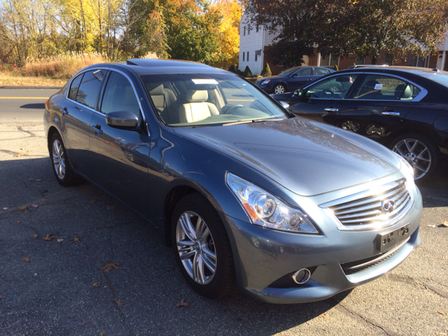 2010 Infiniti G Sedan S Cabriolet 2D