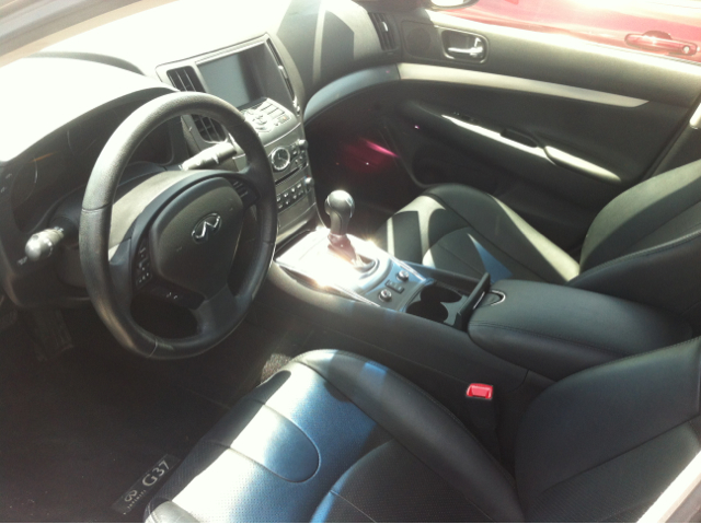 2012 Infiniti G Sedan CREW CAB RTL W/leather