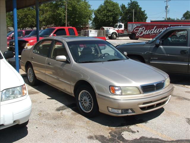 1996 Infiniti I30 Base