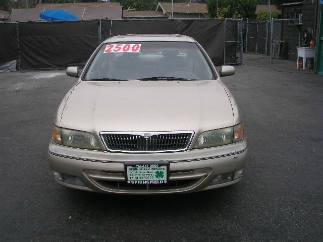 1996 Infiniti I30 All-wheel Drive SLT1