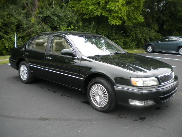 1996 Infiniti I30 Base