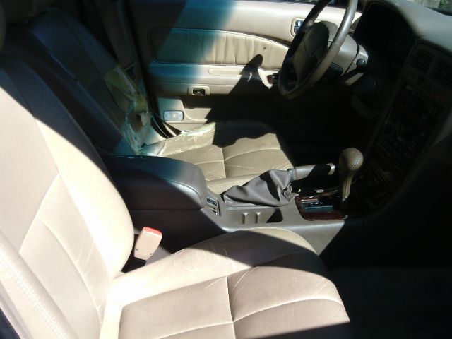 1997 Infiniti I30 Base