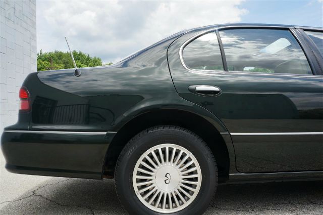 1997 Infiniti I30 XLT ~ Extended Cab