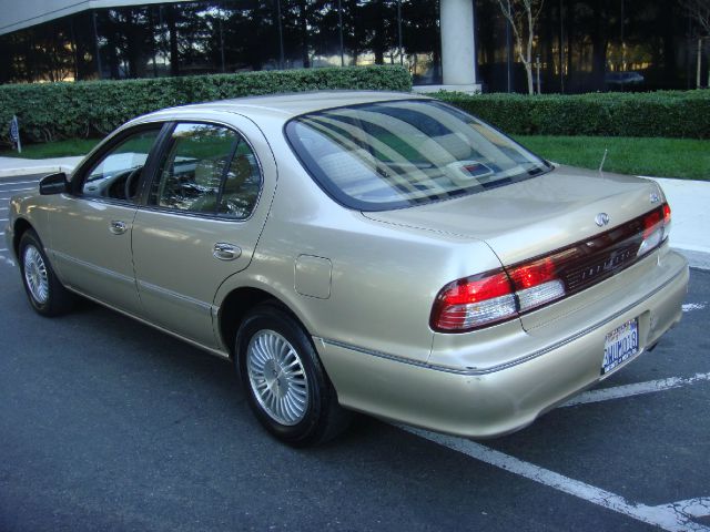 1998 Infiniti I30 All-wheel Drive SLT1