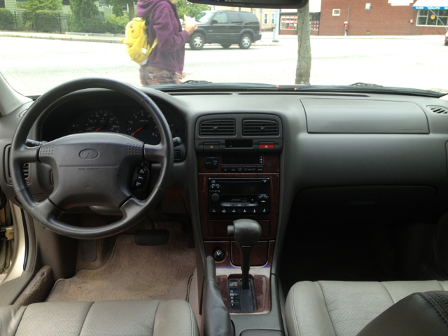 1999 Infiniti I30 Unknown