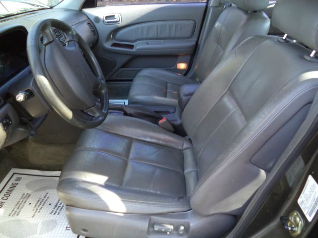 1999 Infiniti I30 Base