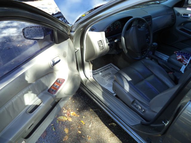 1999 Infiniti I30 Base