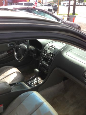 2000 Infiniti I30 Coupe