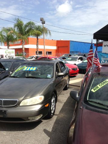 2000 Infiniti I30 Coupe