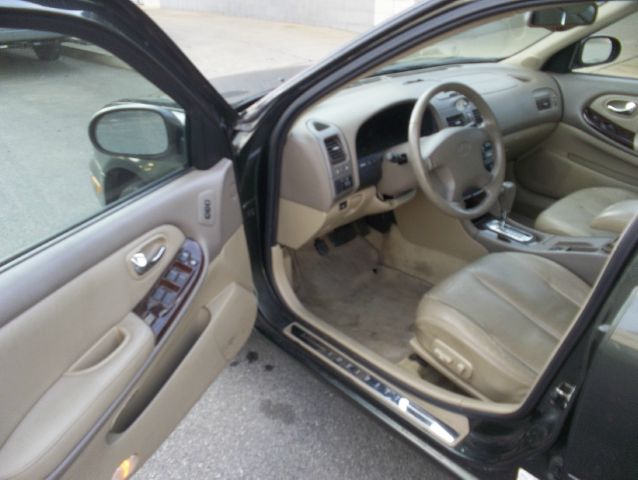 2000 Infiniti I30 Coupe