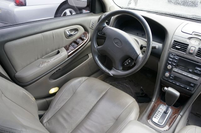 2000 Infiniti I30 3.5