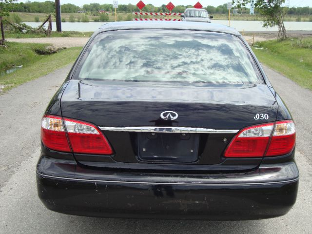 2000 Infiniti I30 Coupe