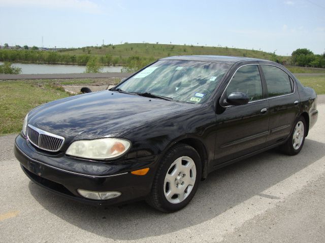 2000 Infiniti I30 Coupe
