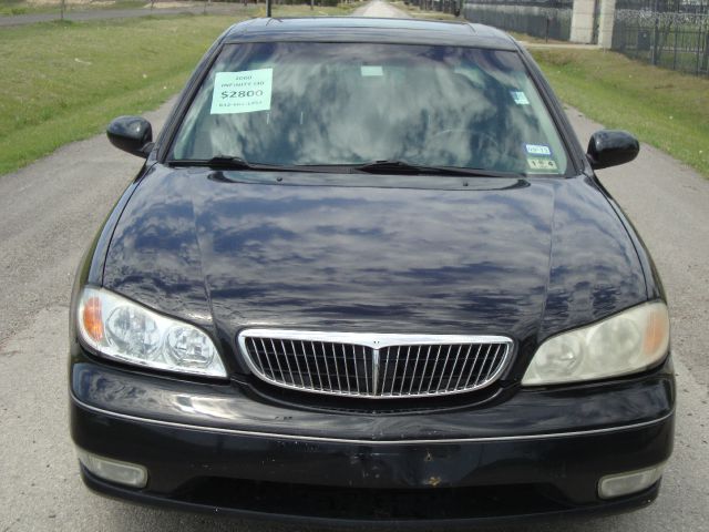 2000 Infiniti I30 Coupe