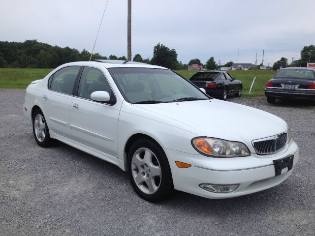 2000 Infiniti I30 3.5