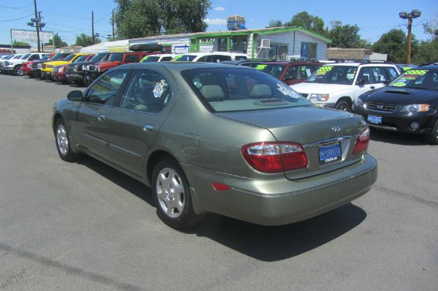 2000 Infiniti I30 Coupe
