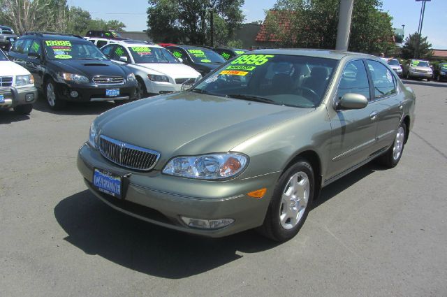 2000 Infiniti I30 Coupe