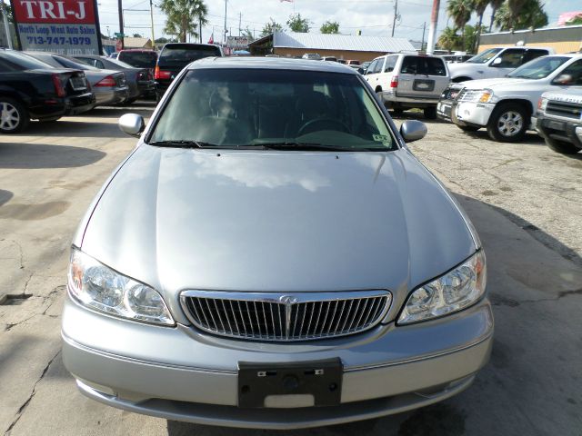 2000 Infiniti I30 Coupe