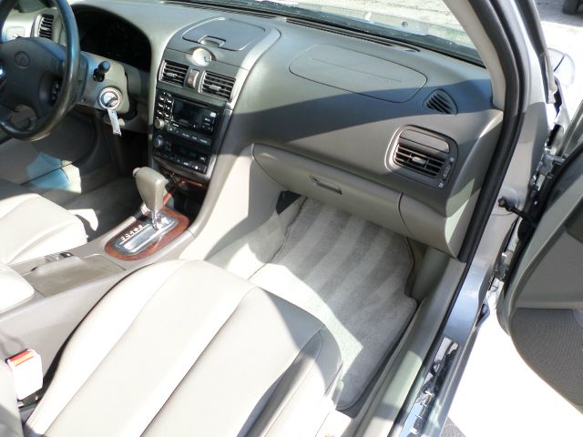 2000 Infiniti I30 Coupe