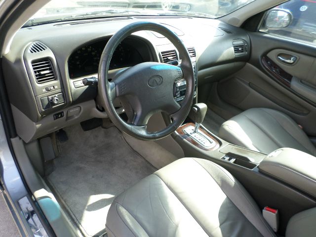 2000 Infiniti I30 Coupe