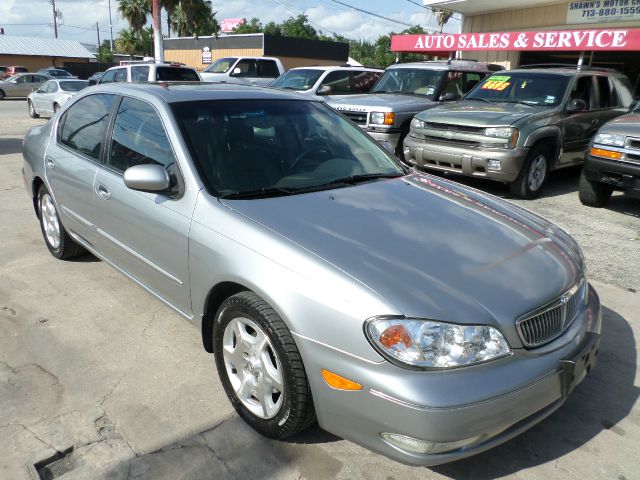 2000 Infiniti I30 Coupe