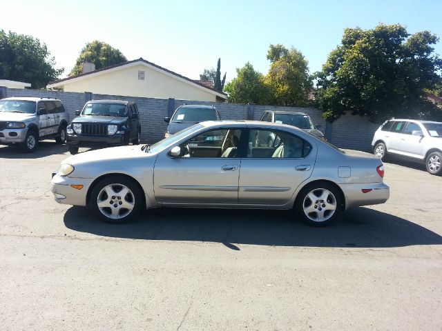 2000 Infiniti I30 3.5