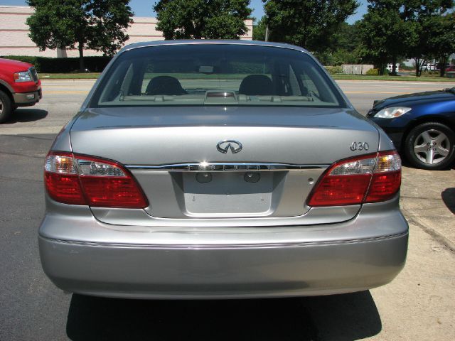 2000 Infiniti I30 Coupe