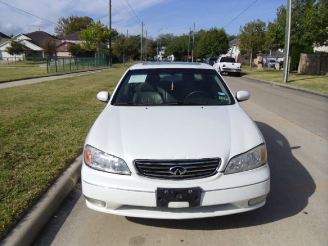 2000 Infiniti I30 3.5