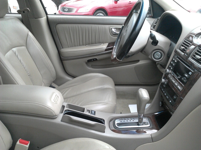 2000 Infiniti I30 Coupe