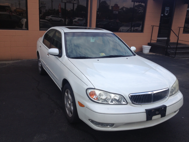 2000 Infiniti I30 Coupe