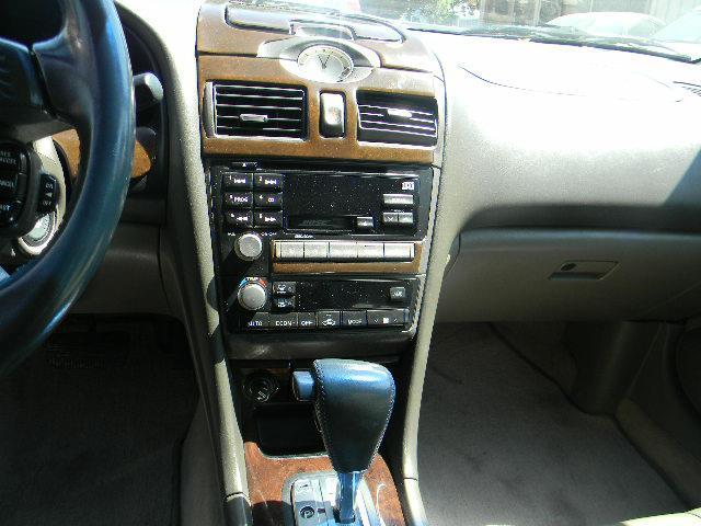 2000 Infiniti I30 Unknown