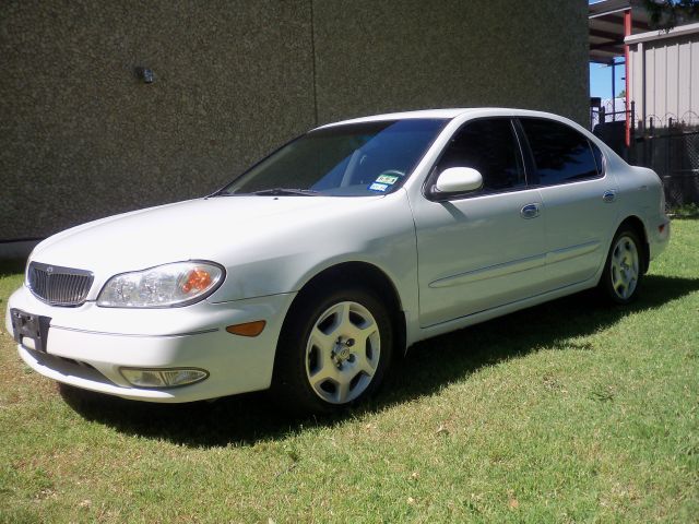 2000 Infiniti I30 Coupe