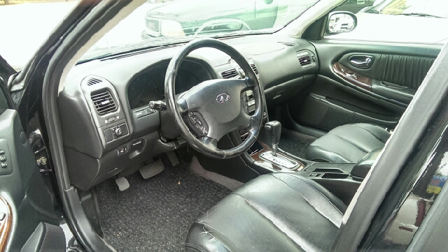 2001 Infiniti I30 Coupe