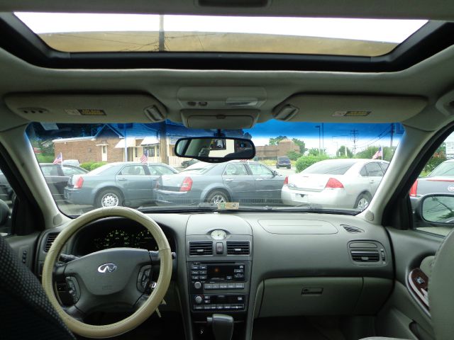 2001 Infiniti I30 Coupe