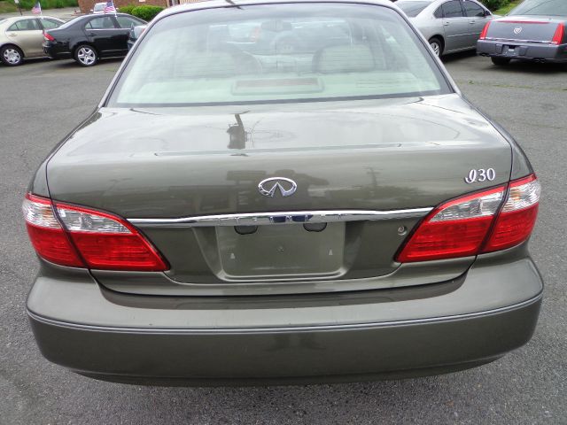 2001 Infiniti I30 Coupe