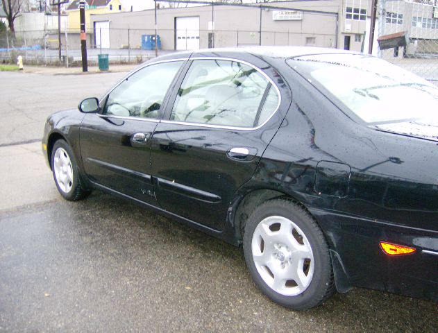 2001 Infiniti I30 Coupe