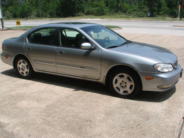 2001 Infiniti I30 Coupe