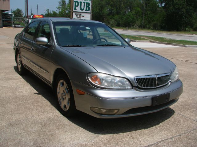 2001 Infiniti I30 Coupe