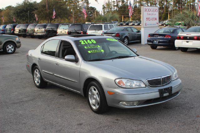 2001 Infiniti I30 Coupe