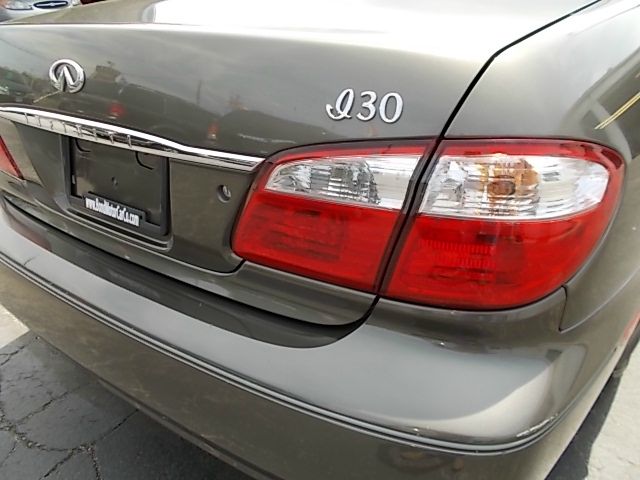 2001 Infiniti I30 Unknown
