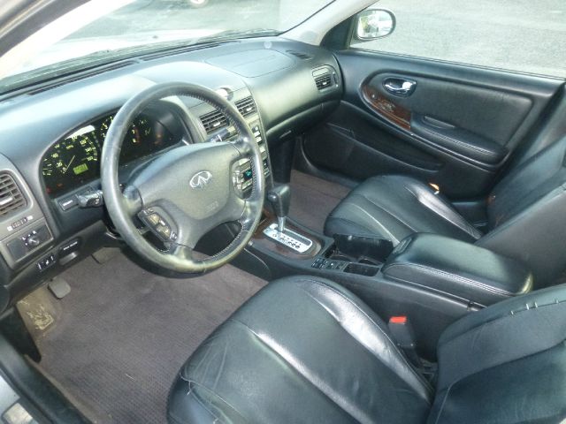 2001 Infiniti I30 3.5