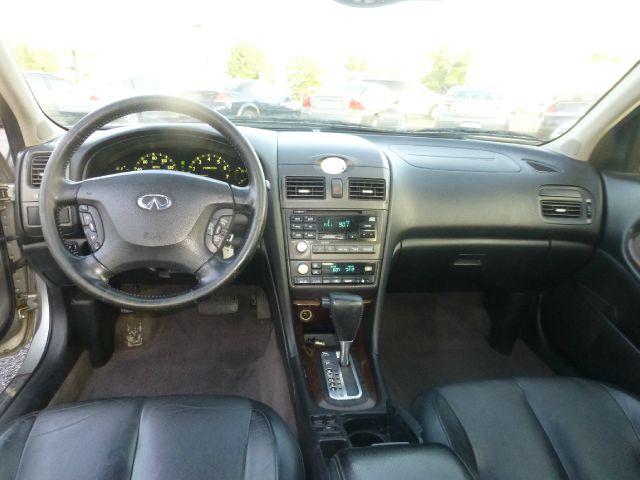 2001 Infiniti I30 3.5