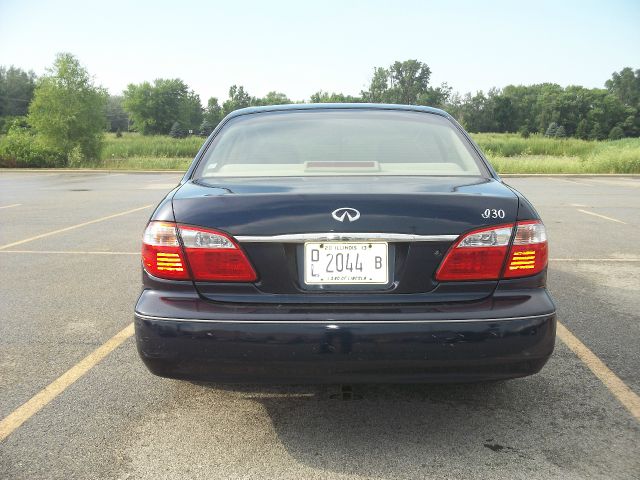 2001 Infiniti I30 Coupe