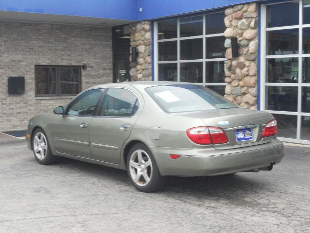 2001 Infiniti I30 Base