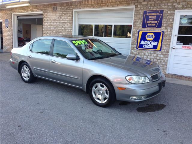 2001 Infiniti I30 Coupe