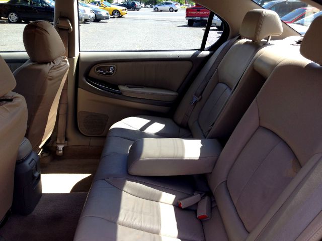 2001 Infiniti I30 LE Clean Car Fax Priced To Go